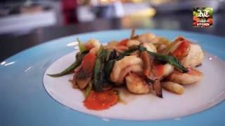 Ramadan recipe Chinesestyle stir fried prawns [upl. by Scholz]