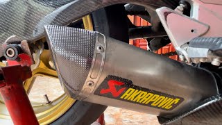 Kawasaki ER6 n Full System Akrapovic Exhaust Sound [upl. by Alsworth881]