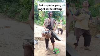 Goyang Asik Si Baju Kuning shortvideo funny funnyvideo lucungakak lucuabis [upl. by Llenoj]