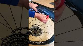 How to install Quarq  SRAM TyreWiz 20 sram quarq PascalRIDE [upl. by Carol-Jean]