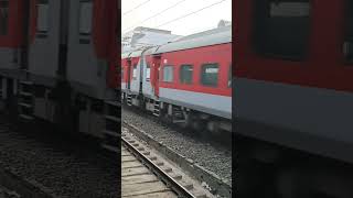 Dakshin express depart suddenly Mangala Lakshadweep express crossing shortvideo shorts [upl. by Anurag]