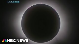 Watch Solar eclipse reaches totality in Mazatlán Mexico [upl. by Nereil]