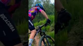 Sabías que esto se podía 🤓 bike mtb bikers bikeshorts enduro [upl. by Yrtnej]