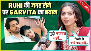 Garvita Sadhwanis Honest Reaction On Replacing Pratiksha Trolling Bond With Samridhi  YRKKH [upl. by Idnerb]