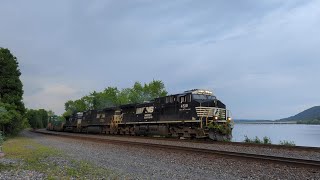 Railfanning the NS Pittsburgh Line in Newport and Duncannon PA with a Train Meet 52224 [upl. by Eilrac]