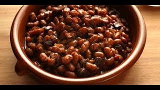 Food Storage Boston Baked Beans with Pressure Canned Salt Pork [upl. by Artsa]