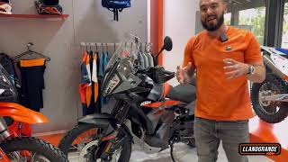 KTM 890 ADVENTURE R VS KTM 890 ADVENTURE [upl. by Teuton569]