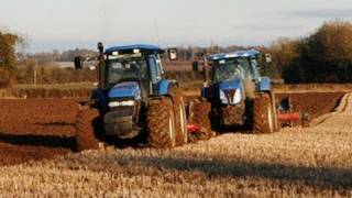 Ploughing 2011 with New Holland T7040 amp TM155 Kverneland Ploughs [upl. by Aleksandr]