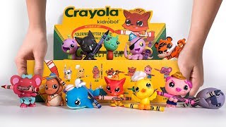 Crayola y Kidrobot Brillantes Crayones y Adorables Juguetes se juntan [upl. by Winzler153]