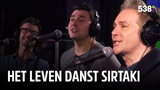 KLUBBB3  Het Leven Danst Sirtaki  Live bij Evers Staat Op [upl. by Oirazan]