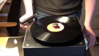 Okki Nokki record cleaning machine  Review amp Demo [upl. by Bettine]