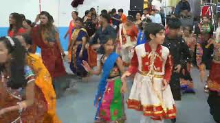 SHREE DAMANIA MACHHI MAHAJAN HALL LEICESTER 5TH DAY LIVE GARBA 2022 [upl. by Enaled]