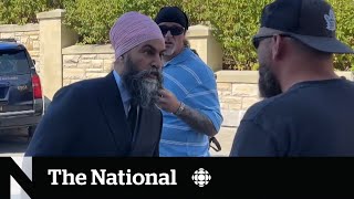 Jagmeet Singh confronts protester outside Parliament Hill [upl. by Irihs]