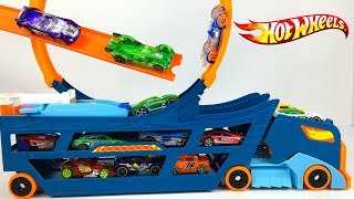 HOT WHEELS STUNT amp GO TRUCK MIT LAUNCHER VIELE SUPER RENNAUTOS UND RENNSTRECKE MIT LOOPING UNBOXING [upl. by Jobyna565]