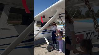 Halam pilotsa 🩷 pilot izmir selçuk uçak havaalanı keşfetbeniöneçıkar yotube shortsvideo [upl. by Ahkihs]