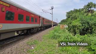 12245 Howrah  SMVT Bengaluru Duronto Express Very Rare 13 Hrs Delay On 28724  VSL Train Videos [upl. by Deborah]