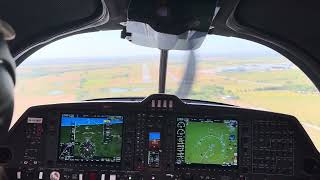 Landing a Diamond DA50 RG Demo Flight [upl. by Britton842]