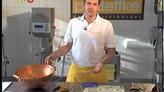 Rezept Kokosmakronen backen mit Dominic Padeffke von der BäckereiKonditorei Padeffke aus Mössingen [upl. by Thaine]