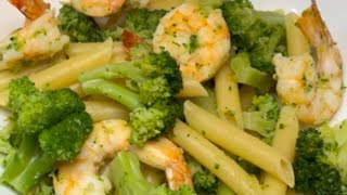 pasta broccoli e gamberi [upl. by Nydroj442]