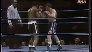 Tony Sibson vs Chisanda Mutti [upl. by Leahcimaj]