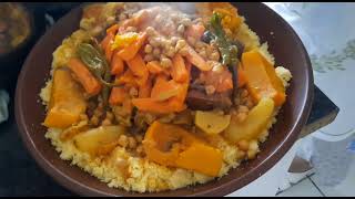 préparation du couscous au semoule 👍🇲🇦😋 [upl. by Olmstead]