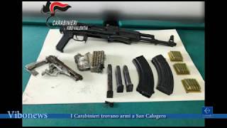 I Carabinieri trovano armi a San Calogero [upl. by Calabresi643]