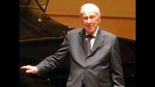 Angelo Loforese 92 anni tenore canta La donna e mobile 2012 settembre [upl. by Bickart]