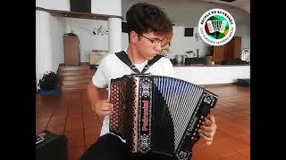 Lá Noyée em concertina  Miguel Afonso [upl. by Ainalem566]