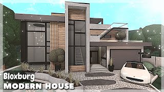 BLOXBURG Modern House Speedbuild  Roblox House Build [upl. by Joelly]