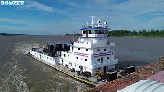 The Triple Screw Towboat Ron W Callegan Northbound Mississippi River [upl. by Domingo]