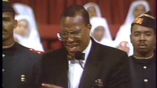 Louis Farrakhan Saviours Day 1992 Black amp White A Solution to the Race Problem Part 5 [upl. by Ainet29]