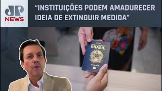 Setor do turismo quer fim da obrigatoriedade de vistos para entrar no Brasil especialista comenta [upl. by Ettevi]