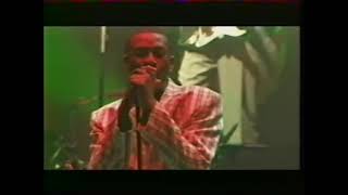 Youssou Ndour  Yarou Mbollo  Grand Bal Paris Bercy 2000 [upl. by Eirhtug]