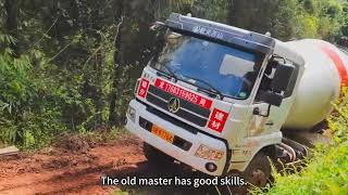 Excavator to expand the road excavator bucket is used to transport concrete [upl. by Tilden]