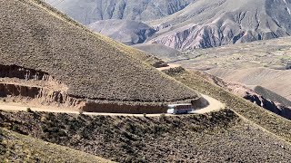 ⚠️ Mucho nos hablaron de este camino 54 km de Ripio y Cornisa hasta llegar a Iruya Salta [upl. by Dibri]