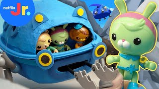 Octonauts Toy Play Mudslide Escape 🐍 Octonauts Above amp Beyond  Netflix Jr [upl. by Regor]