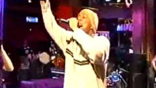 Common  I Used to Love HER  DeChown Performs in Canada with Common [upl. by Uni]