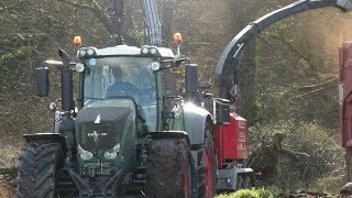 FD CUMA MORBIHAN  Déchiquetage de bois février 2016 UD CUMA [upl. by Ayotol495]