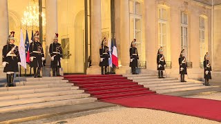 Macron hosts a state dinner for Sheikh Tamim bin Hamad AlThani [upl. by Tterraj]