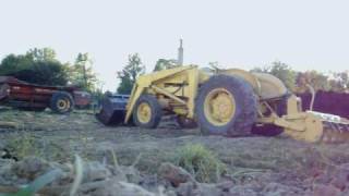 Ford 4400 Loading Manure [upl. by Nylahsoj]