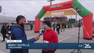 Thousands participate in Green Bay Turkey Trot [upl. by Ardnasela]