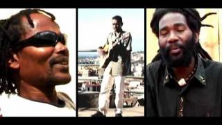 FODY LAHY MENA  NamavaoMarina and TheMagicPowers  Musique malgacheMalagasy musicMadagascar [upl. by Jacquenette]