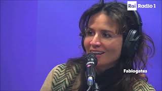 Chiara Civello  quotPerdiamociquot  entrevista 031221  legendado PTBR [upl. by Ayerf]