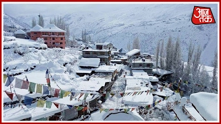 JammuSrinagar Highway Closed As Kashmir Valley Receives Fresh Snow [upl. by Esilanna]