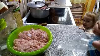 Готовим три блюда из кролика очень вкусная домашняя колбаса из кролика без нитритной соли Часть 1 [upl. by Lerrej]