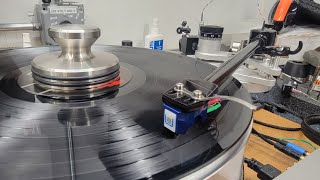 VPI Avenger Plus with Hana Umami Blue [upl. by Nairde]