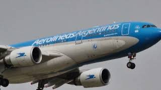 AIRBUS A330 AEROLÍNEAS ARGENTINAS MADRID BARAJAS AIRPORT [upl. by Nirrej133]