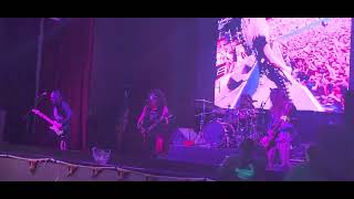 Paradise City Guns n Roses cover Live  Las Vegas [upl. by Sundstrom]