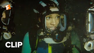 47 Meters Down Uncaged Movie Clip  Stay Close 2019  Movieclips Indie [upl. by Klusek]