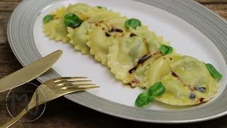 RAVIOLIS DE ESPINACAS Y RICOTTA  Cómo hacer ravioles caseros [upl. by Elraet185]